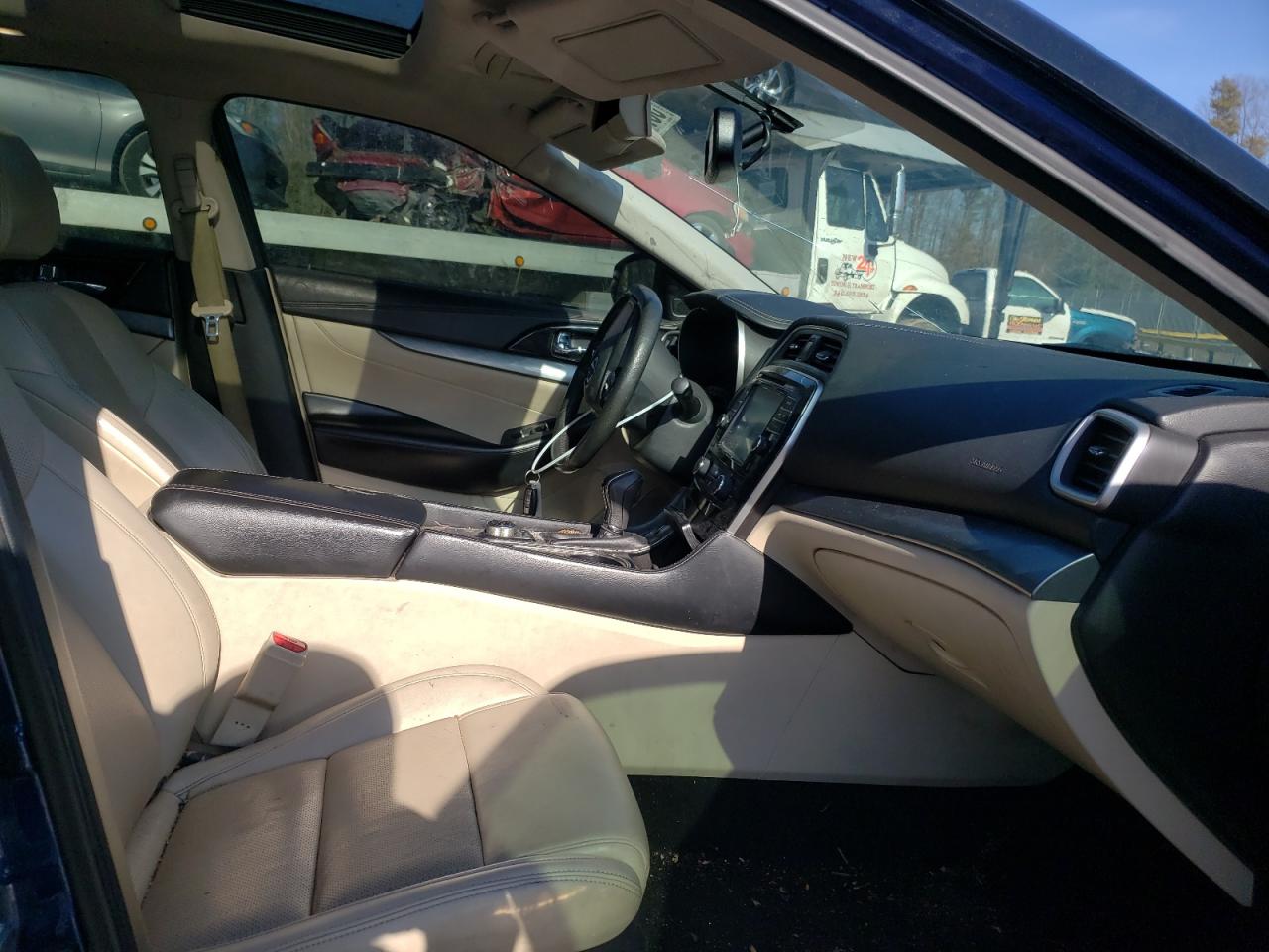 Photo 5 from auction – 2016 NISSAN MAXIMA 3.5 with VIN 1N4AA6AP9GC903357