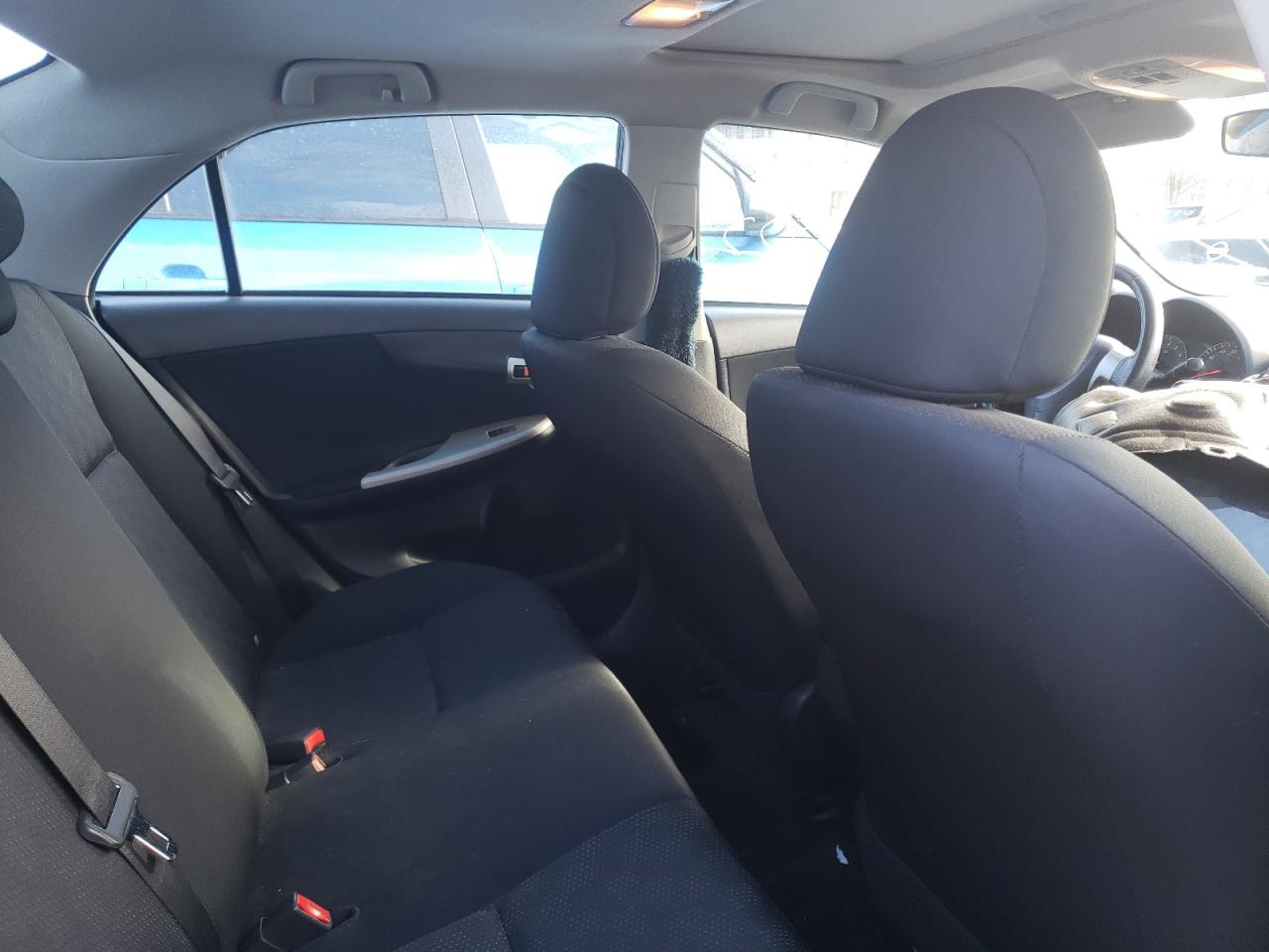 Foto 6 de la subasta – 2010 TOYOTA COROLLA BA con VIN 2T1BU4EE9AC459477