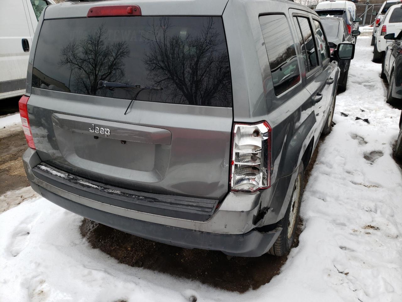 Photo 9 from auction – 2012 JEEP PATRIOT SP with VIN 1C4NJPBA3CD657311