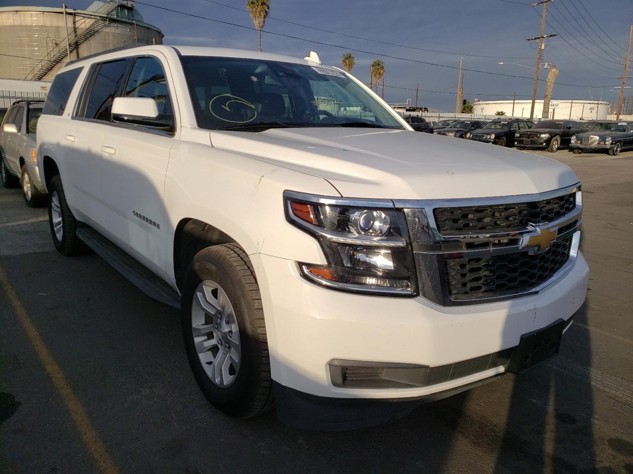 Photo 1 from auction – 2017 CHEVROLET SUBURBAN C with VIN 1GNSCHKC9HR255900