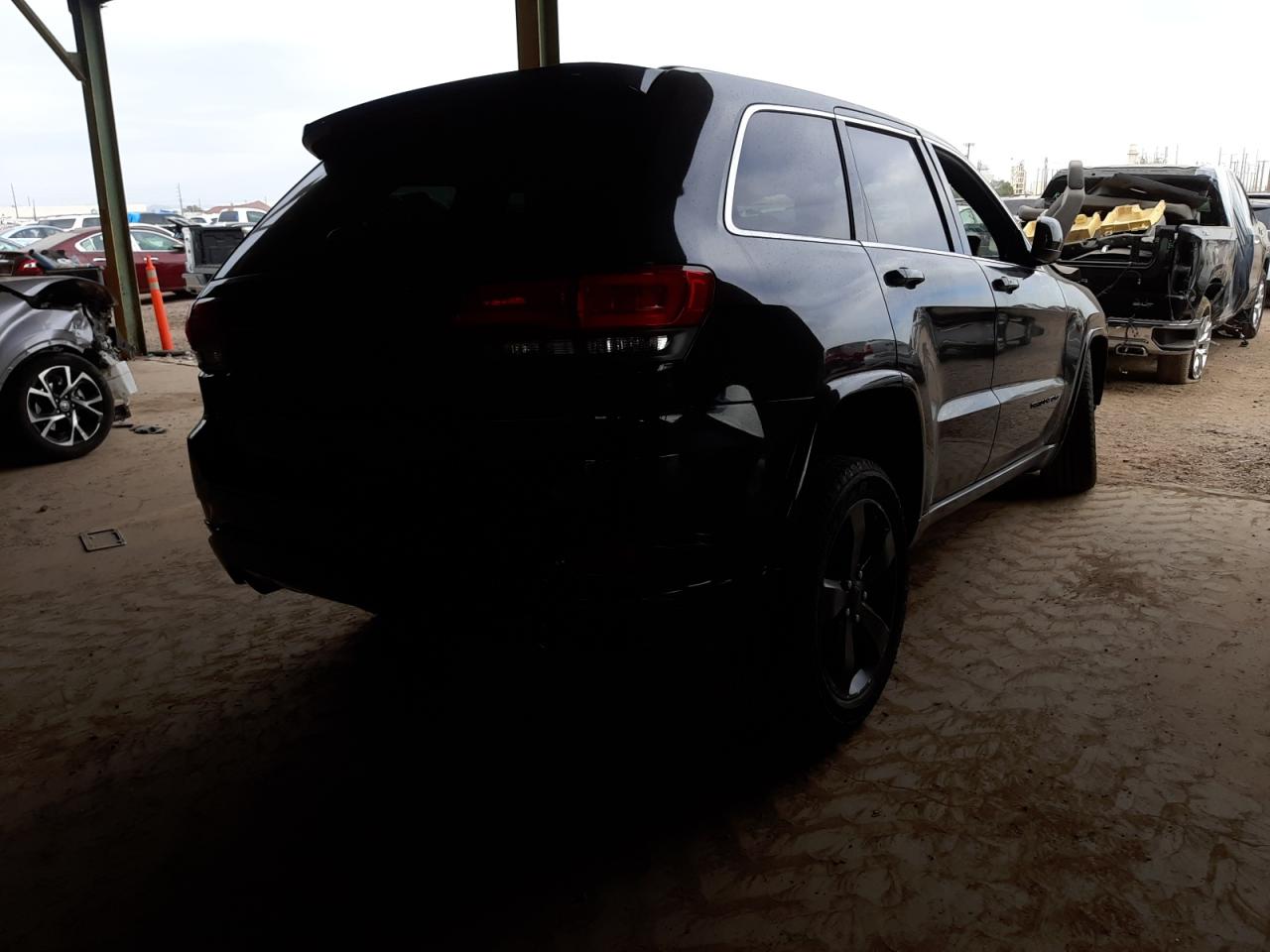 Photo 4 from auction – 2015 JEEP GRAND CHER with VIN 1C4RJFAG7FC721006