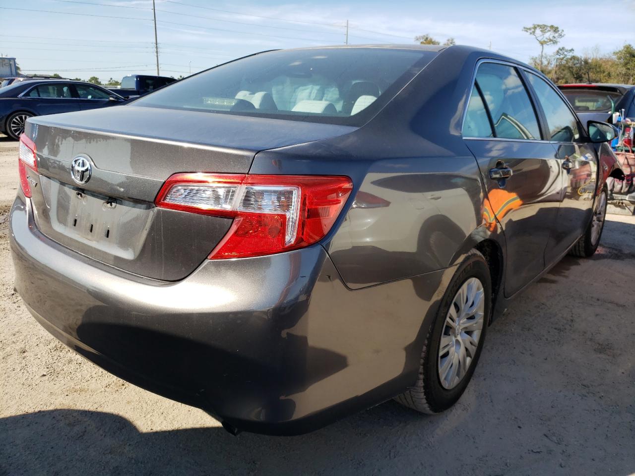 Photo 4 from auction – 2012 TOYOTA CAMRY BASE with VIN 4T4BF1FK1CR180576