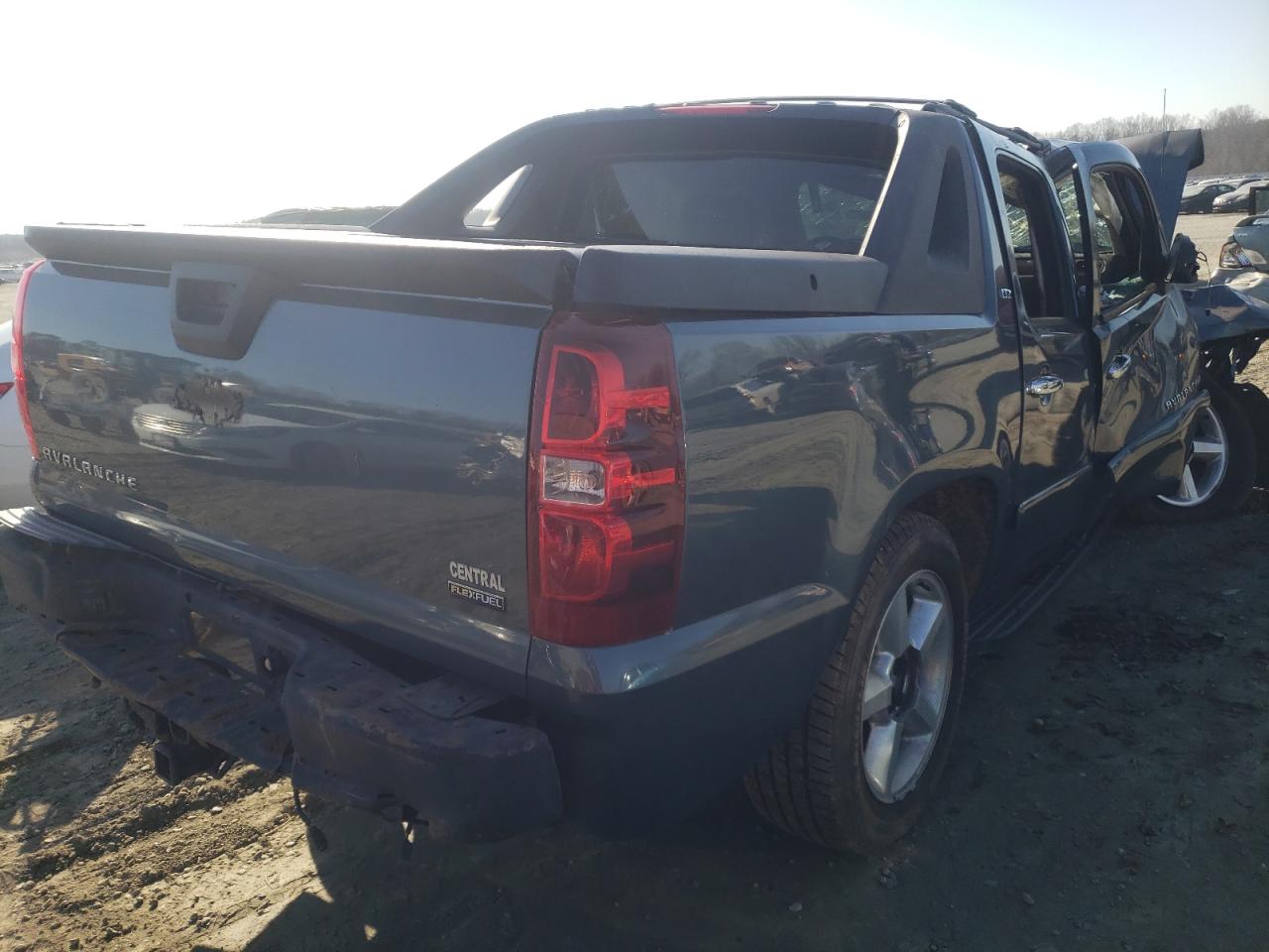 Photo 4 from auction – 2008 CHEVROLET AVALANCHE with VIN 3GNFK123X8G222500
