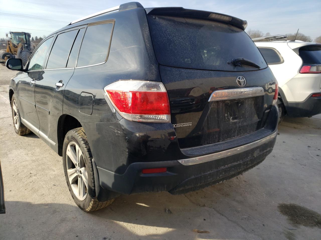 Photo 3 from auction – 2012 TOYOTA HIGHLANDER with VIN 5TDDK3EH3CS120825