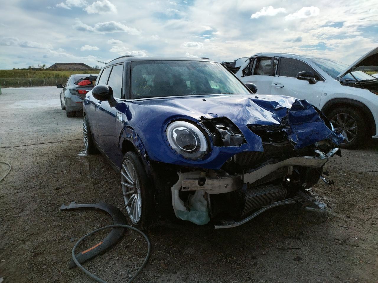 Photo 1 from auction – 2019 MINI COOPER S C with VIN WMWLN9C5XK2H59904