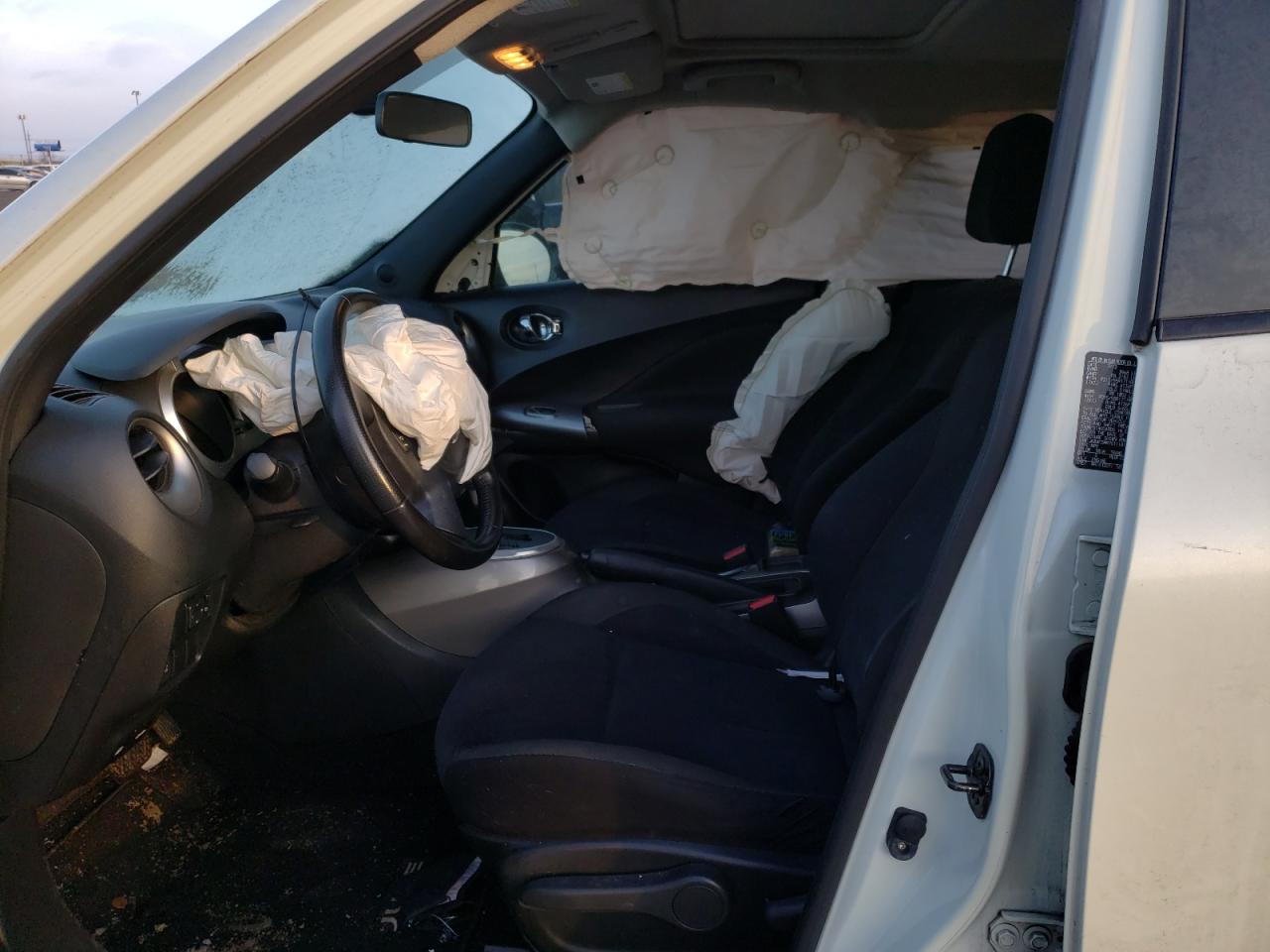Photo 5 from auction – 2012 NISSAN JUKE S with VIN JN8AF5MR7CT118157