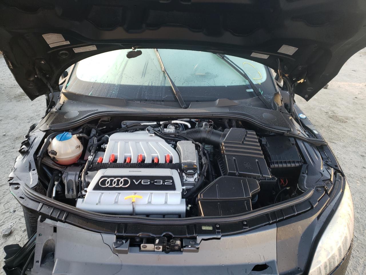 Photo 7 from auction – 2008 AUDI TT 3.2 QUA with VIN TRURD38J581001232
