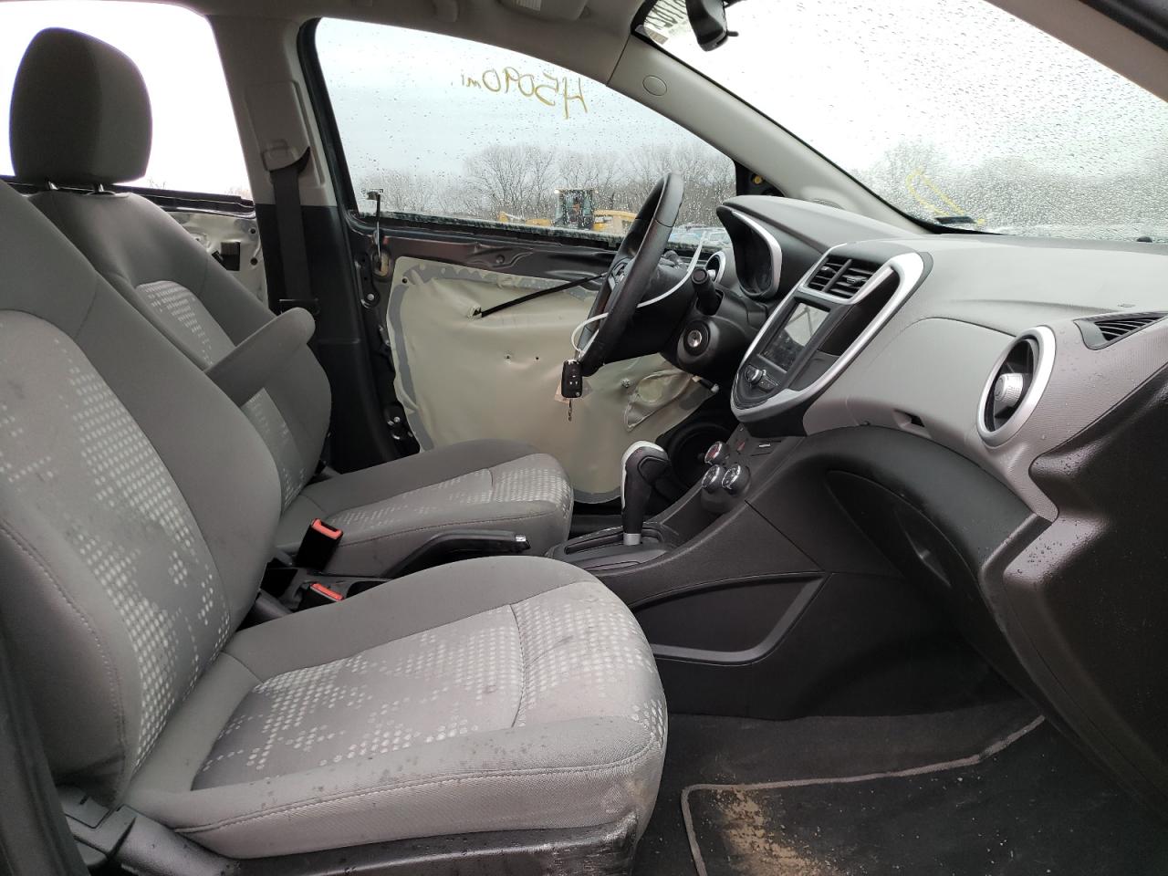 Photo 5 from auction – 2018 CHEVROLET SONIC LS with VIN 1G1JB5SH9J4123474