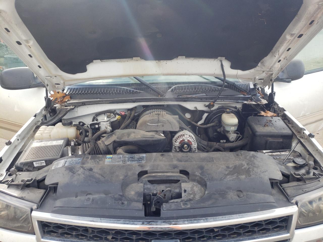 Photo 7 from auction – 2006 CHEVROLET SILVERADO with VIN 2GCEK19B061119660