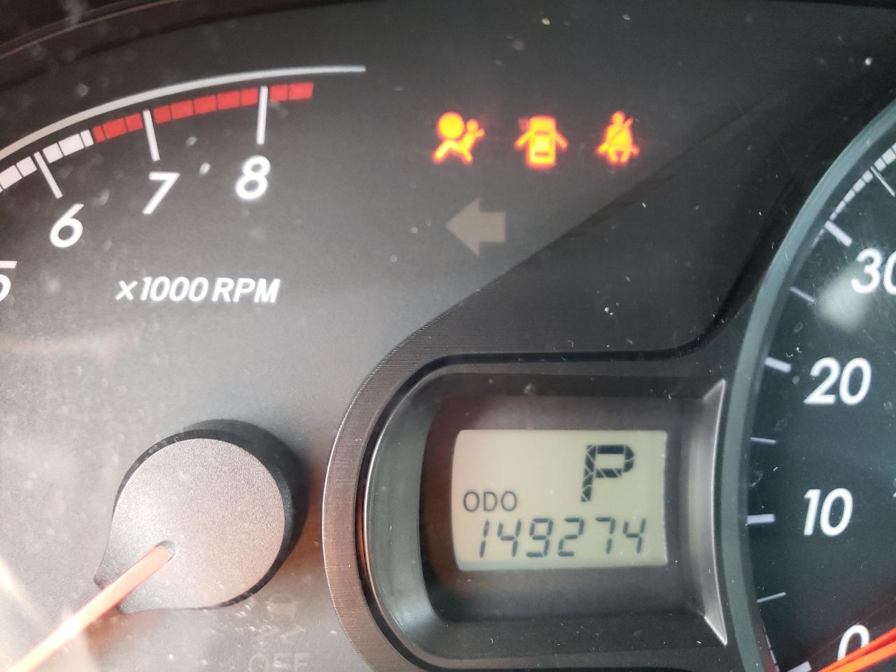 Photo 8 from auction – 2011 TOYOTA SIENNA LE with VIN 5TDKK3DC9BS070220