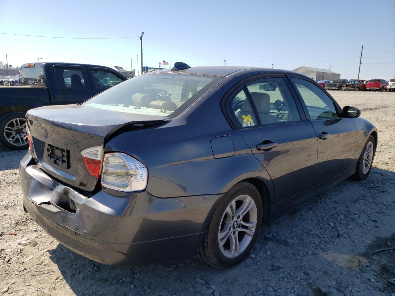 Photo 4 from auction – 2008 BMW 328 I with VIN WBAVA37518NL50402