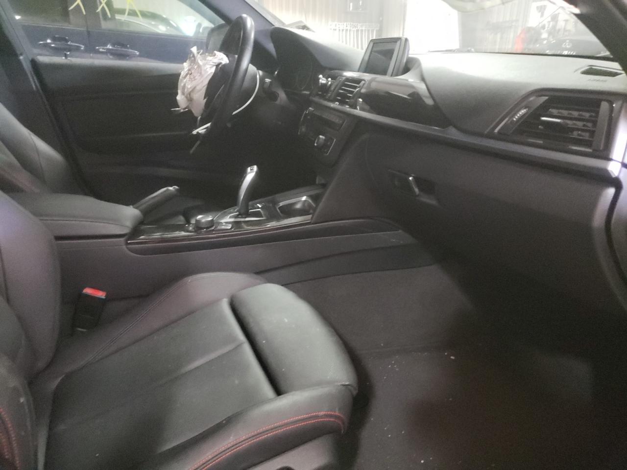 Photo 5 from auction – 2015 BMW 328 XI with VIN WBA3B3G54FNT68989