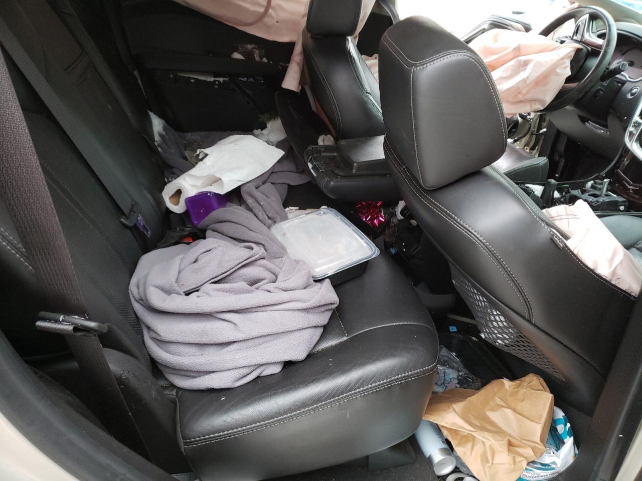 Photo 6 from auction – 2015 CADILLAC SRX LUXURY with VIN 3GYFNEE37FS578524