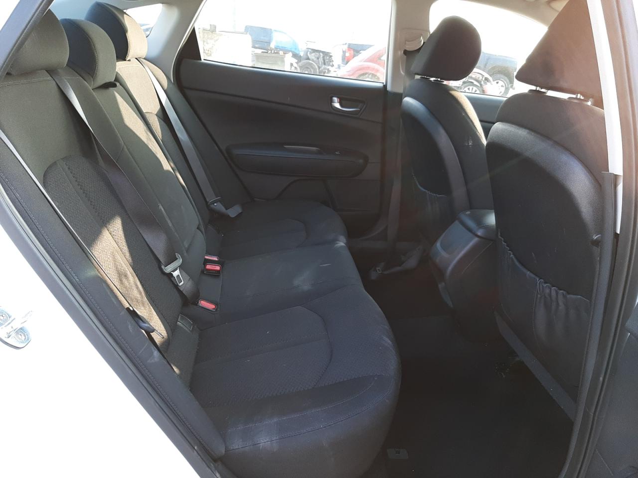 Photo 6 from auction – 2016 KIA OPTIMA LX with VIN KNAGT4L33G5076132