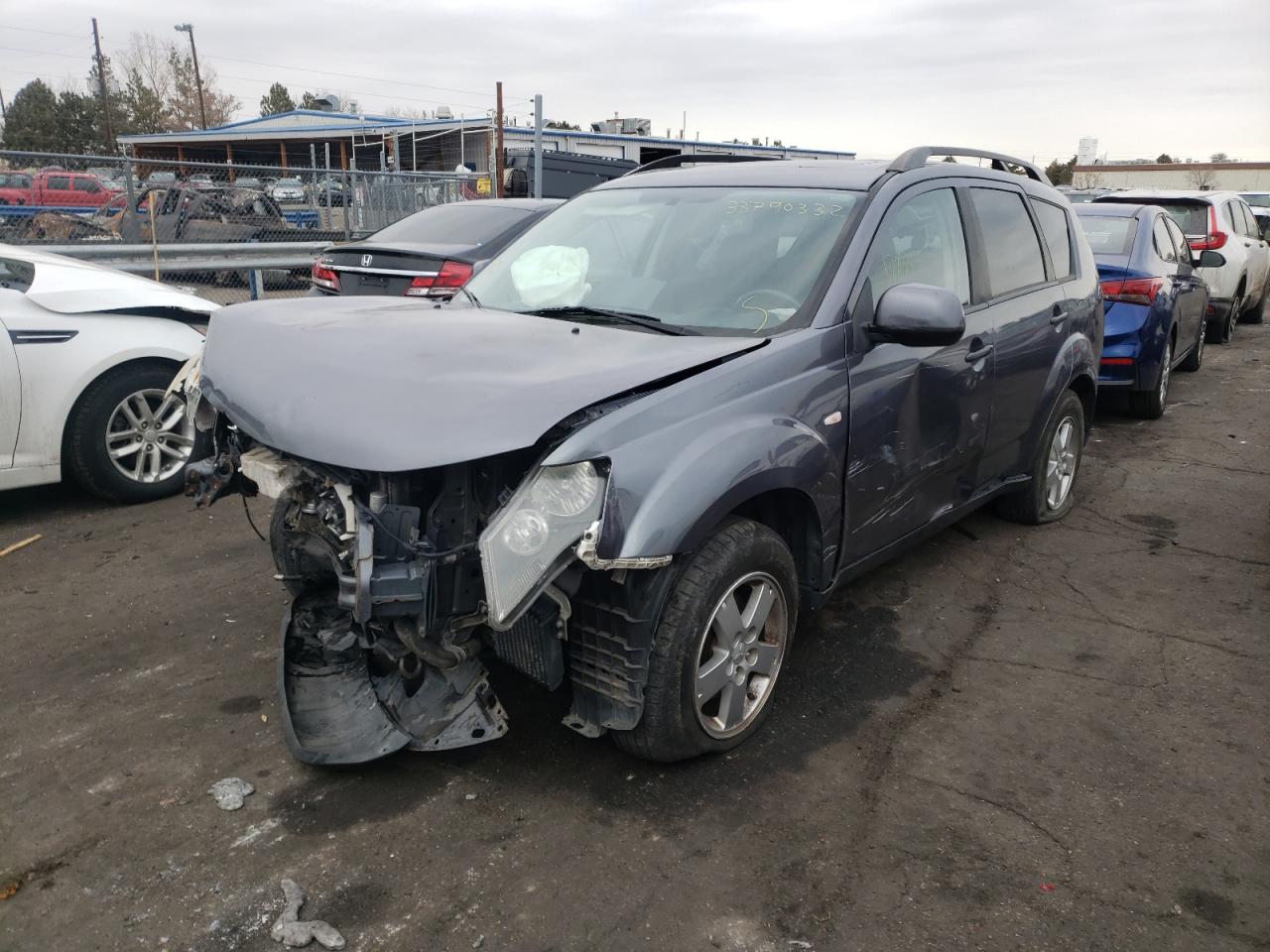 Photo 2 from auction – 2007 MITSUBISHI OUTLANDER with VIN JA4MT31X07Z015524
