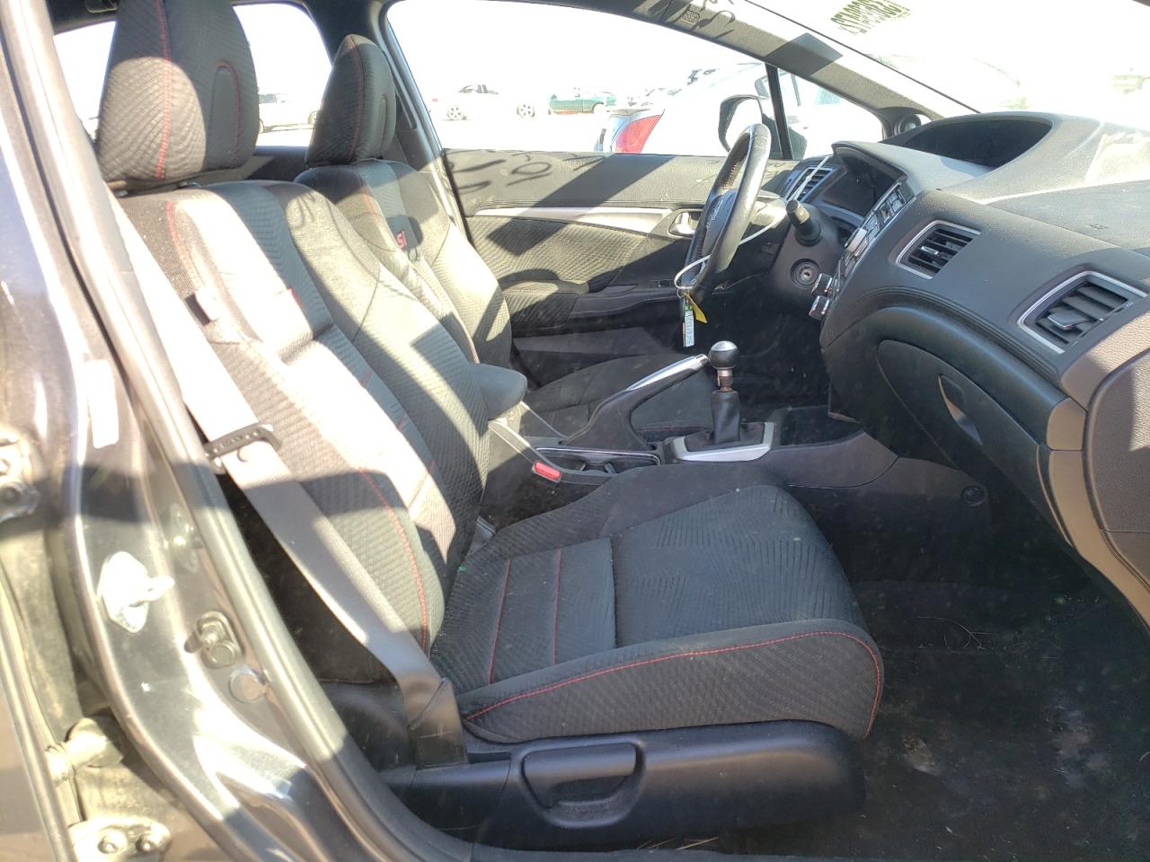 Photo 5 from auction – 2013 HONDA CIVIC SI with VIN 2HGFB6E53DH709133