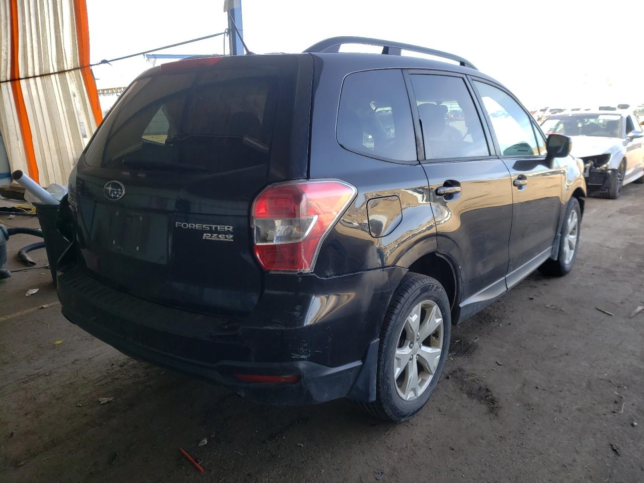Photo 4 from auction – 2015 SUBARU FORESTER 2 with VIN JF2SJADCXFH488448