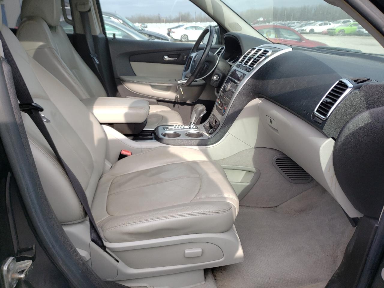Photo 5 from auction – 2008 GMC ACADIA SLT with VIN 1GKER23778J270353