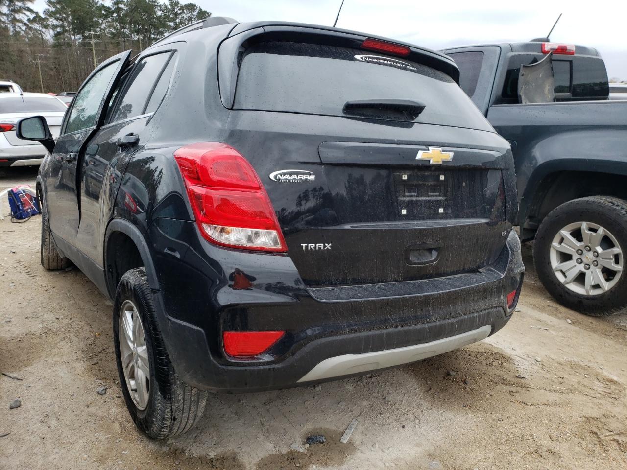 Photo 3 from auction – 2020 CHEVROLET TRAX 1LT with VIN KL7CJLSB7LB337149