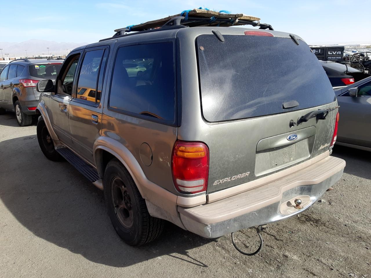 Photo 3 from auction – 1999 FORD EXPLORER with VIN 1FMDU34X7XUB33818
