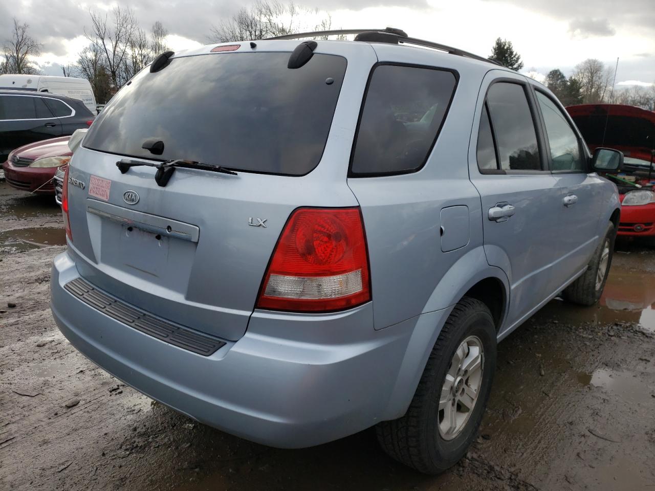 Photo 4 from auction – 2005 KIA SORENTO EX with VIN KNDJC733255469921
