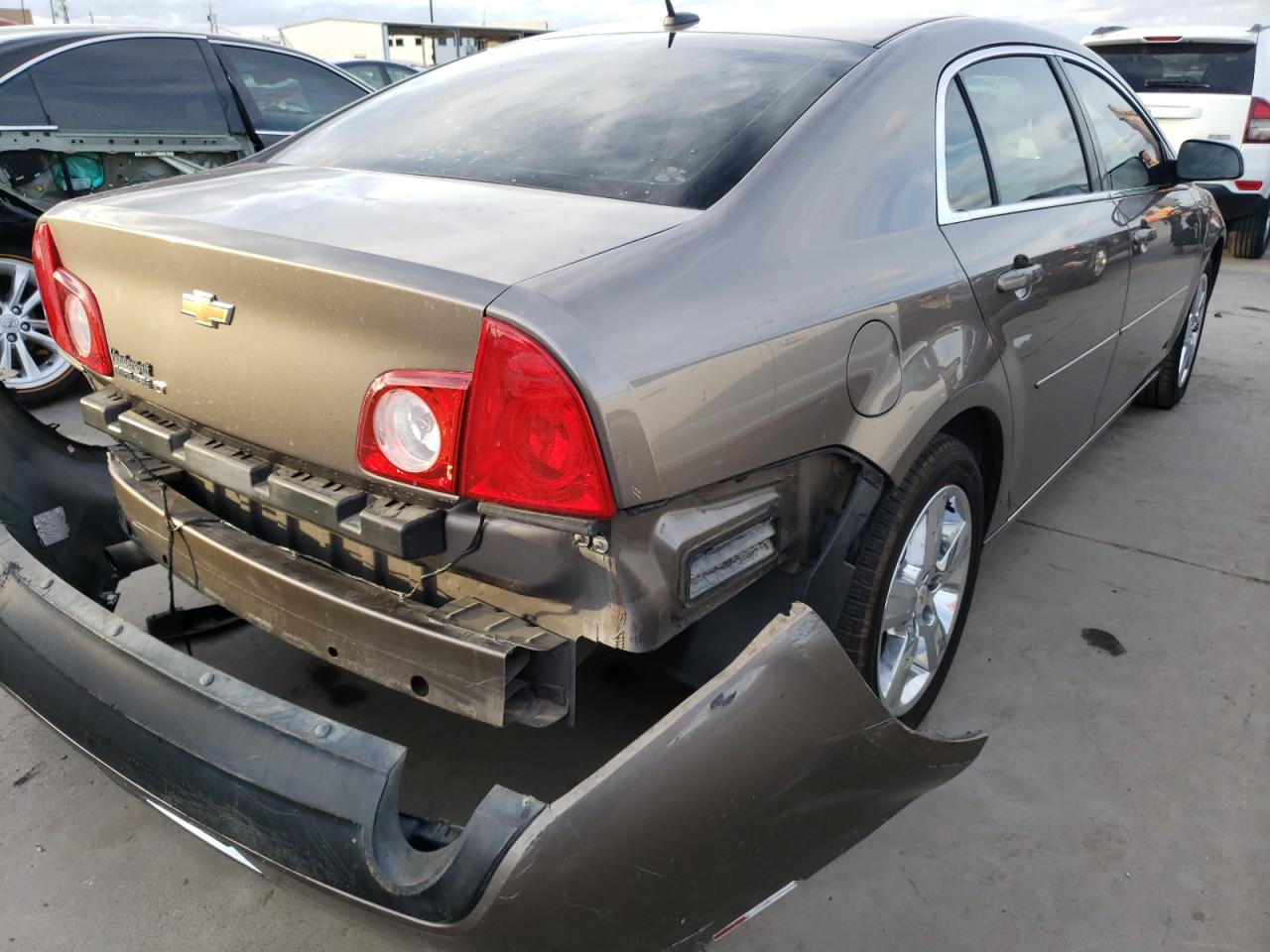Photo 4 from auction – 2011 CHEVROLET MALIBU 2LT with VIN 1G1ZD5E14BF177430
