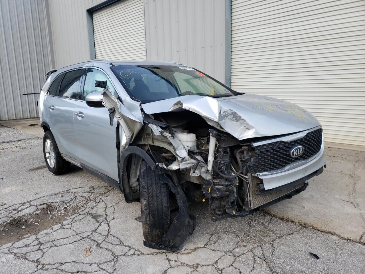 Photo 1 from auction – 2016 KIA SORENTO LX with VIN 5XYPG4A31GG075188
