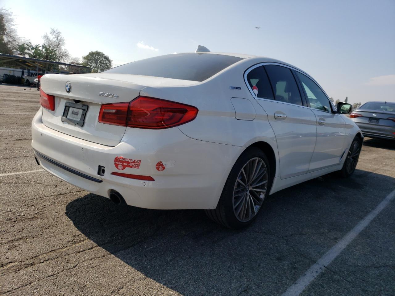 Photo 4 from auction – 2018 BMW 530E with VIN WBAJA9C53JB032991