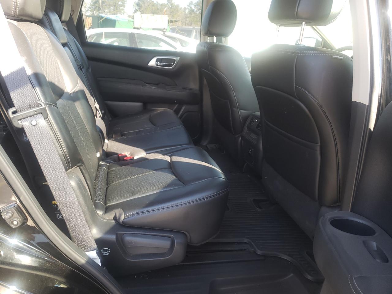 Photo 6 from auction – 2017 NISSAN PATHFINDER with VIN 5N1DR2MN9HC648001