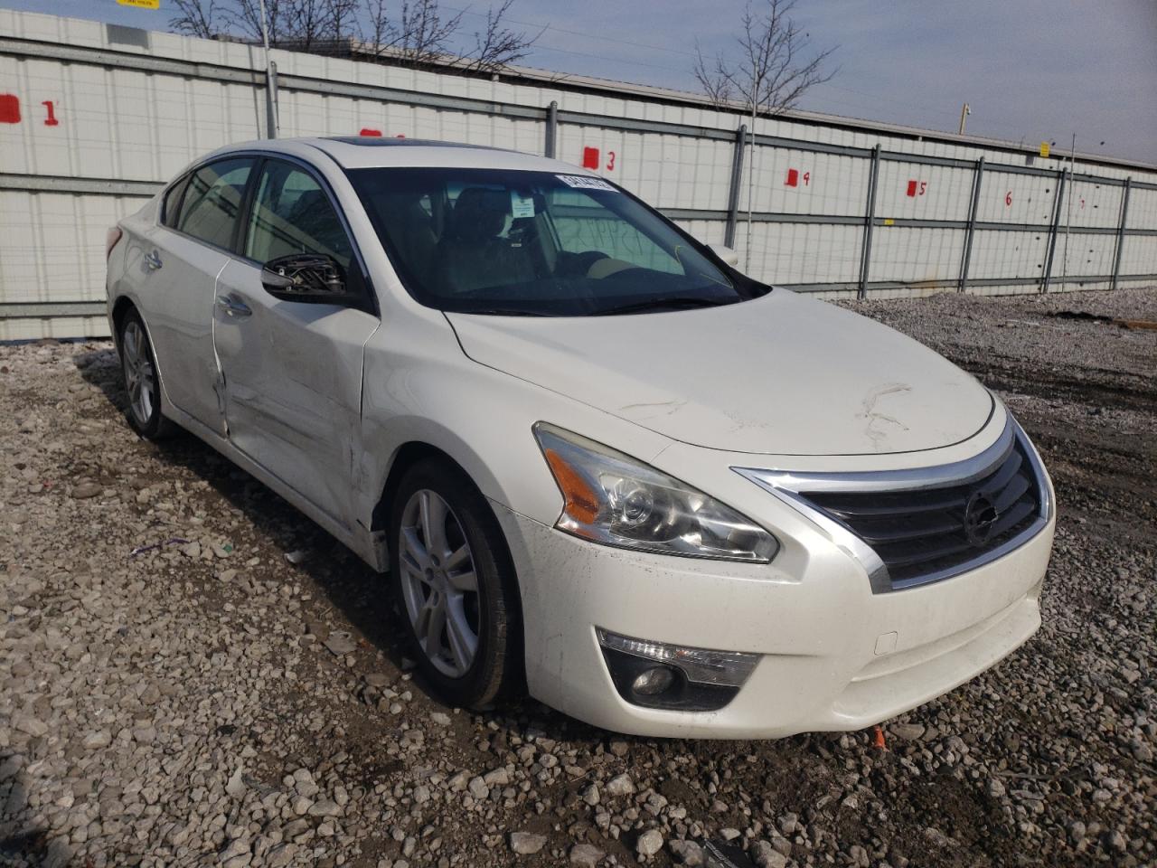 Photo 9 from auction – 2013 NISSAN ALTIMA 3.5 with VIN 1N4BL3AP8DC214466