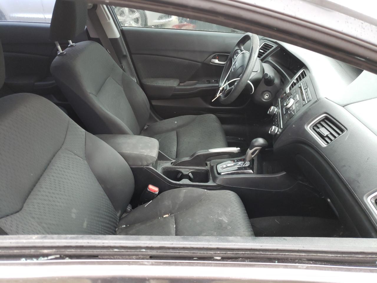 Photo 5 from auction – 2015 HONDA CIVIC LX with VIN 19XFB2F57FE104231