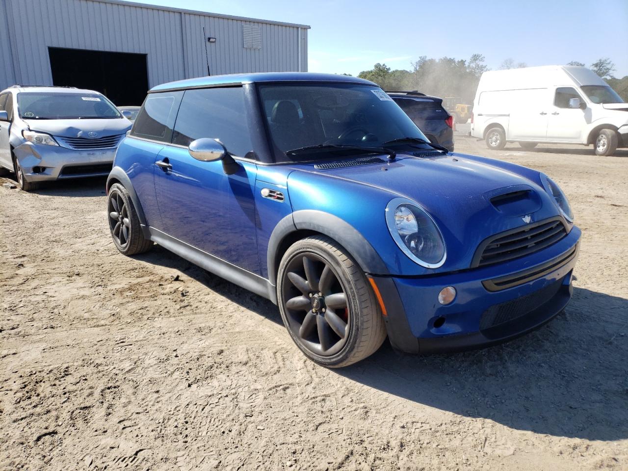 Foto 1 de la subasta – 2005 MINI COOPER S con VIN WMWRE33435TG95248