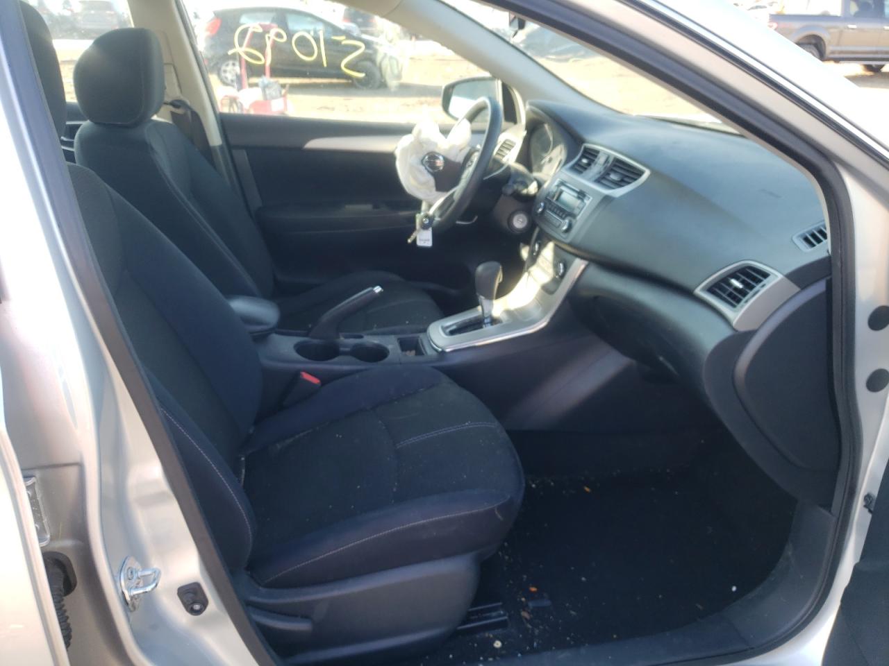 Photo 5 from auction – 2015 NISSAN SENTRA S with VIN 3N1AB7AP2FY372900