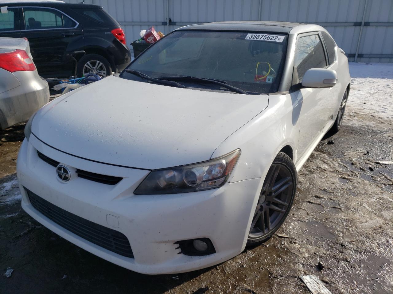 Photo 2 from auction – 2013 TOYOTA SCION TC with VIN JTKJF5C79D3055147