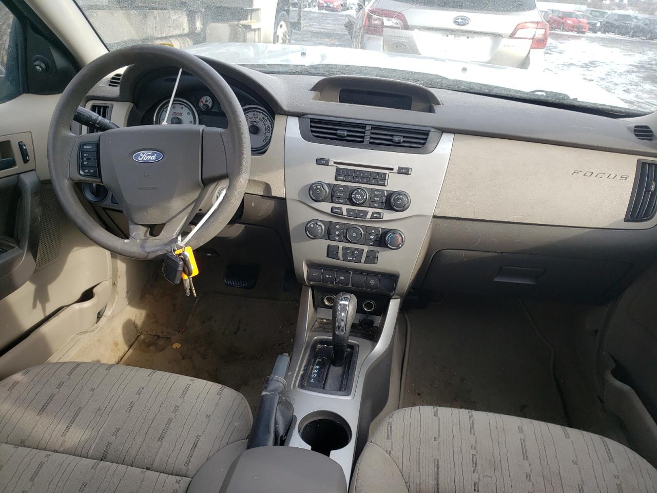Photo 9 from auction – 2009 FORD FOCUS SE with VIN 1FAHP35N29W229364