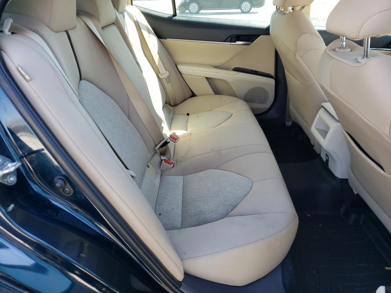Photo 6 from auction – 2020 TOYOTA CAMRY LE with VIN 4T1C11AK2LU340825