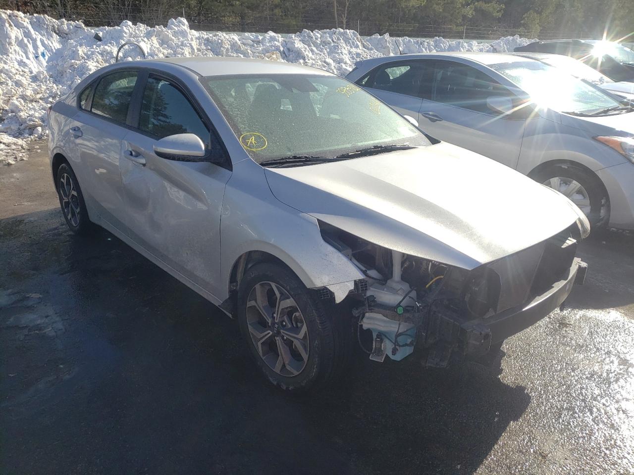 Photo 1 from auction – 2019 KIA FORTE FE with VIN 3KPF24AD8KE061460