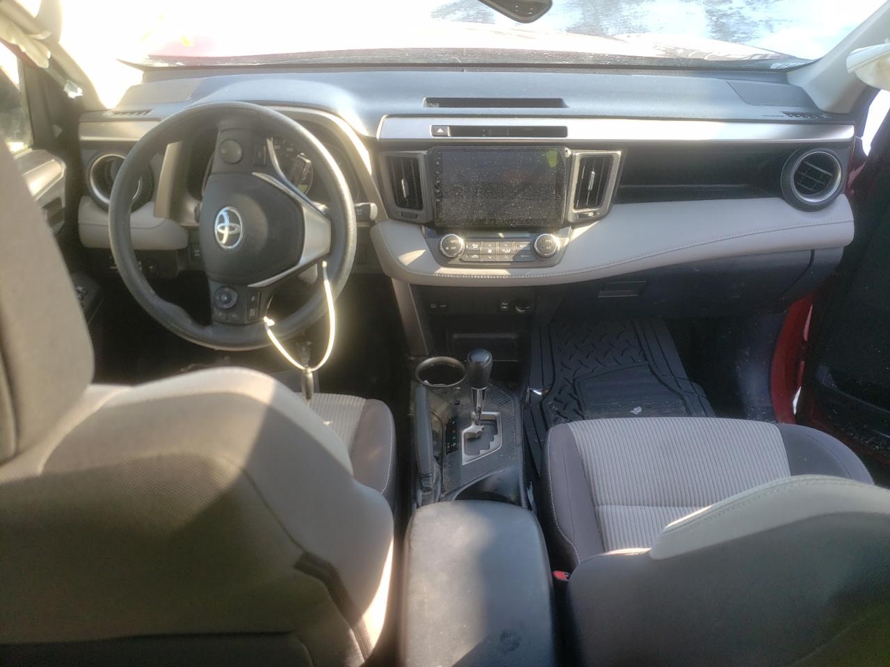 Photo 9 from auction – 2014 TOYOTA RAV4 XLE with VIN JTMRFREV6ED047841