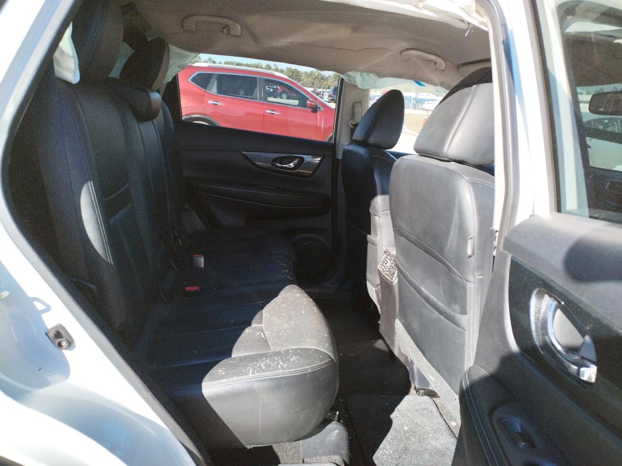 Photo 6 from auction – 2014 NISSAN ROGUE S with VIN 5N1AT2MT9EC774597