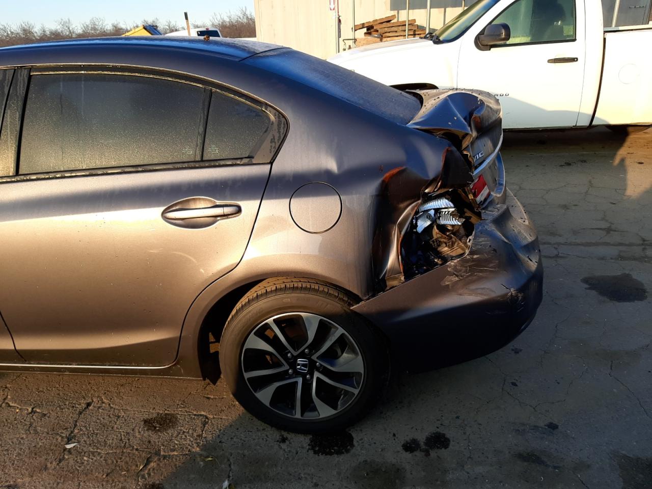 Photo 9 from auction – 2015 HONDA CIVIC EX with VIN 2HGFB2F85FH559045