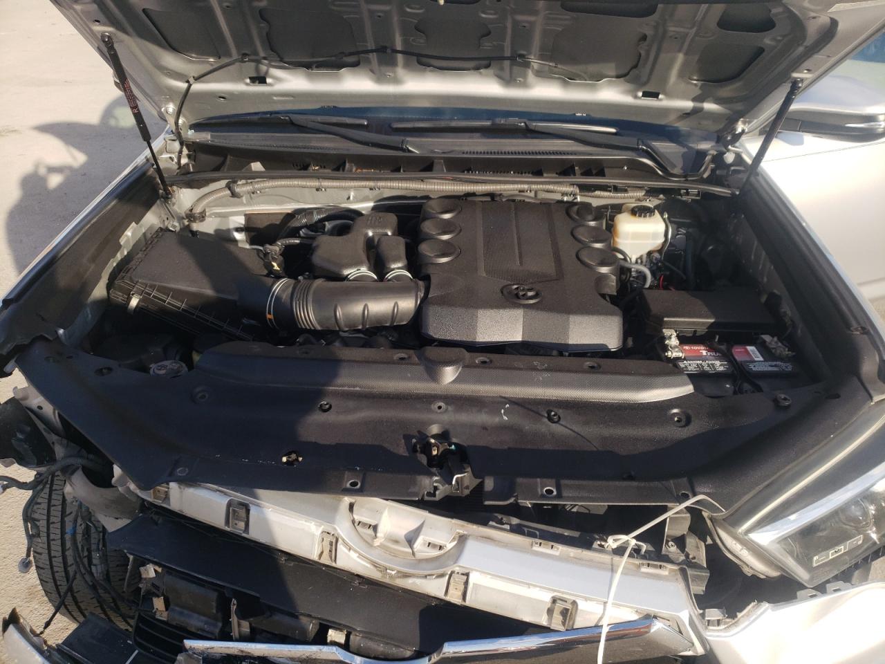 Photo 7 from auction – 2014 TOYOTA 4RUNNER SR with VIN JTEBU5JR4E5165904