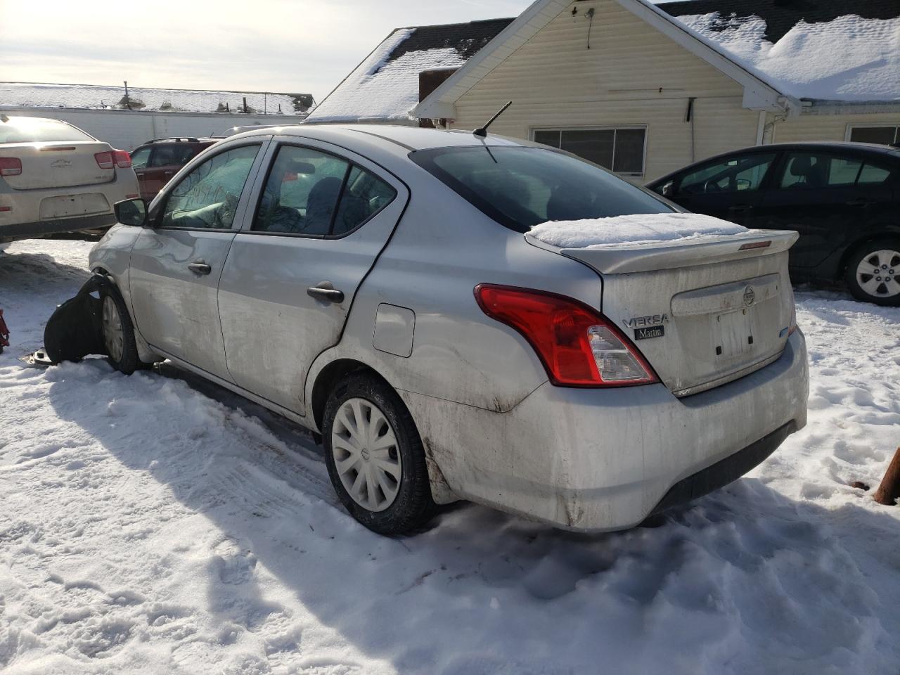 Photo 3 from auction – 2016 NISSAN VERSA S with VIN 3N1CN7AP7GL887020