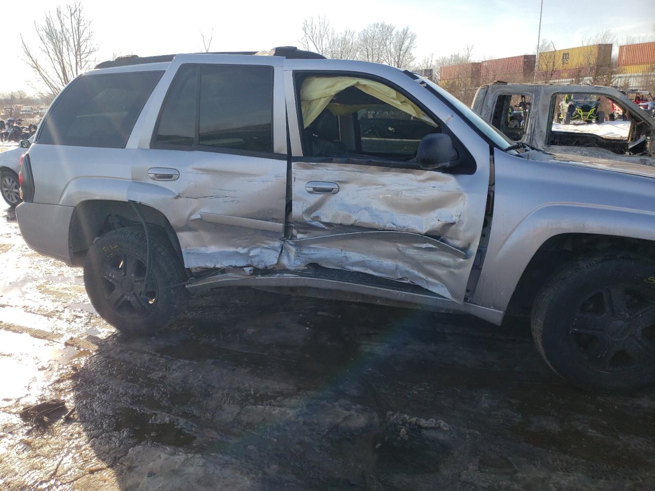 Photo 9 from auction – 2007 CHEVROLET TRAILBLAZE with VIN 1GNDT13S072201253