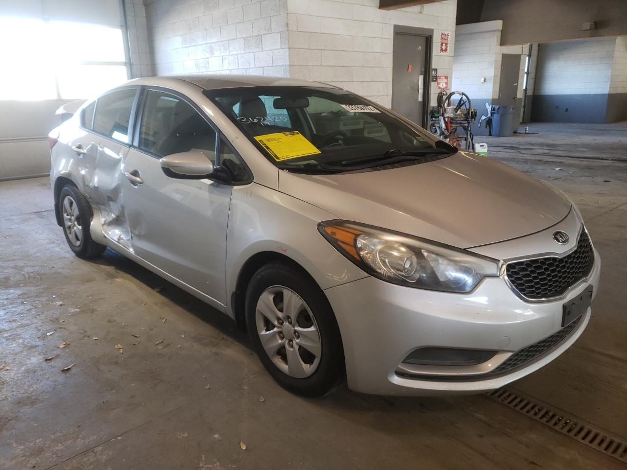 KIA FORTE LX 2015 with VIN KNAFK4A60F5349649 - Photo from auction