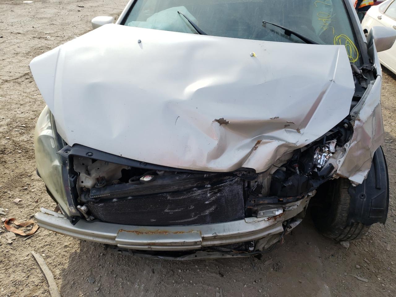 Photo 9 from auction – 2005 HONDA ODYSSEY EX with VIN 5FNRL38785B006221