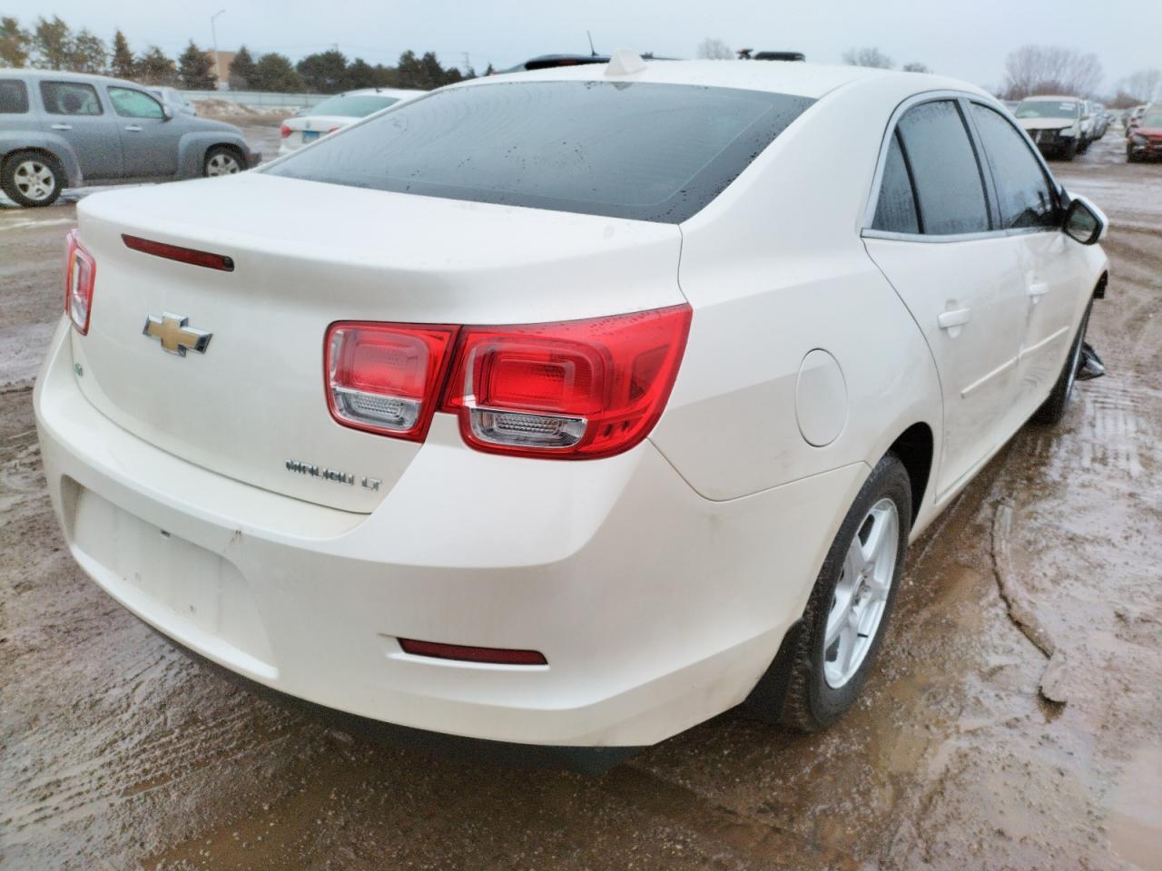 Photo 4 from auction – 2014 CHEVROLET MALIBU 1LT with VIN 1G11C5SL1EF240753