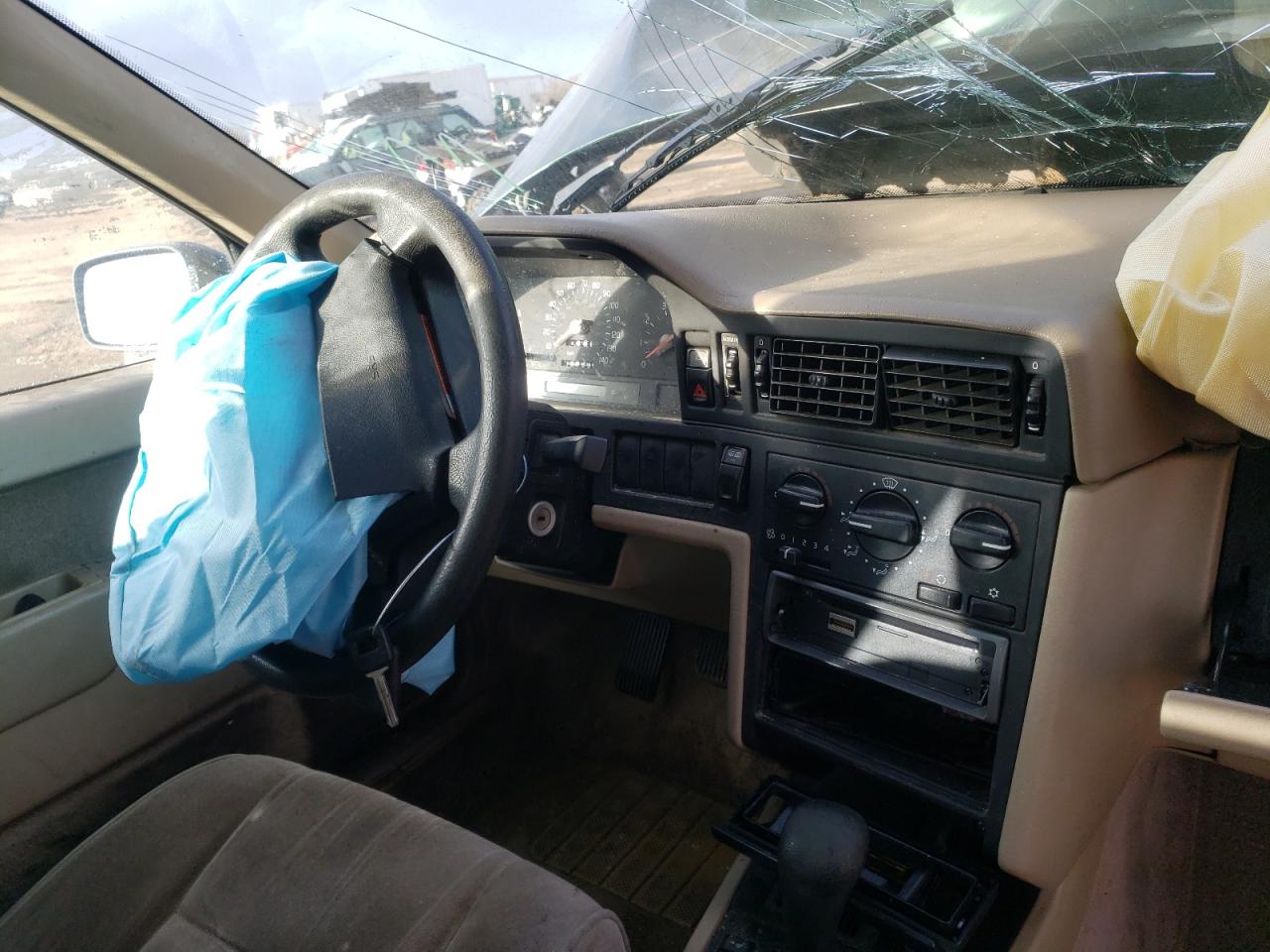 Photo 9 from auction – 1996 VOLVO 850 BASE with VIN YV1LS5549T1341695