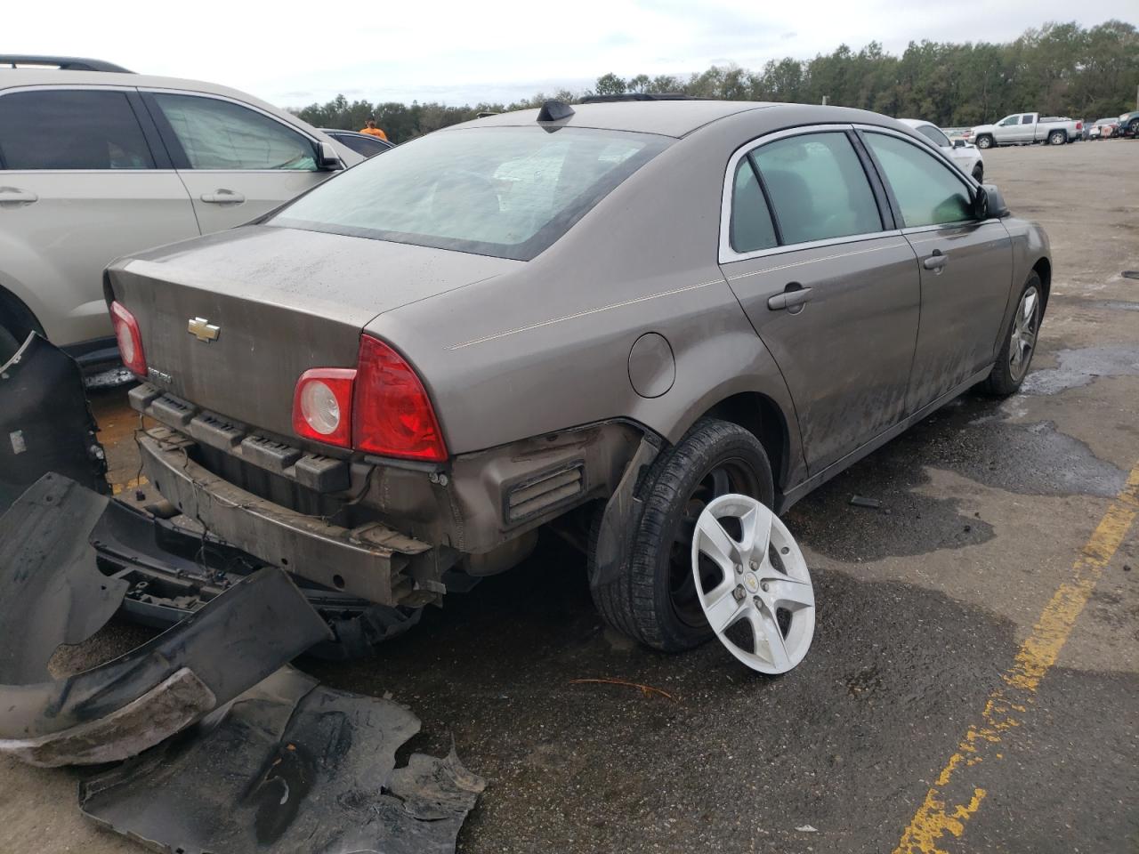 Photo 4 from auction – 2012 CHEVROLET MALIBU LS with VIN 1G1ZB5E01CF136154