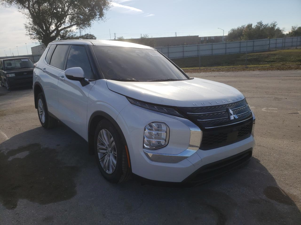 MITSUBISHI OUTLANDER 2022 with VIN JA4J3TA82NZ019079 - Photo from auction