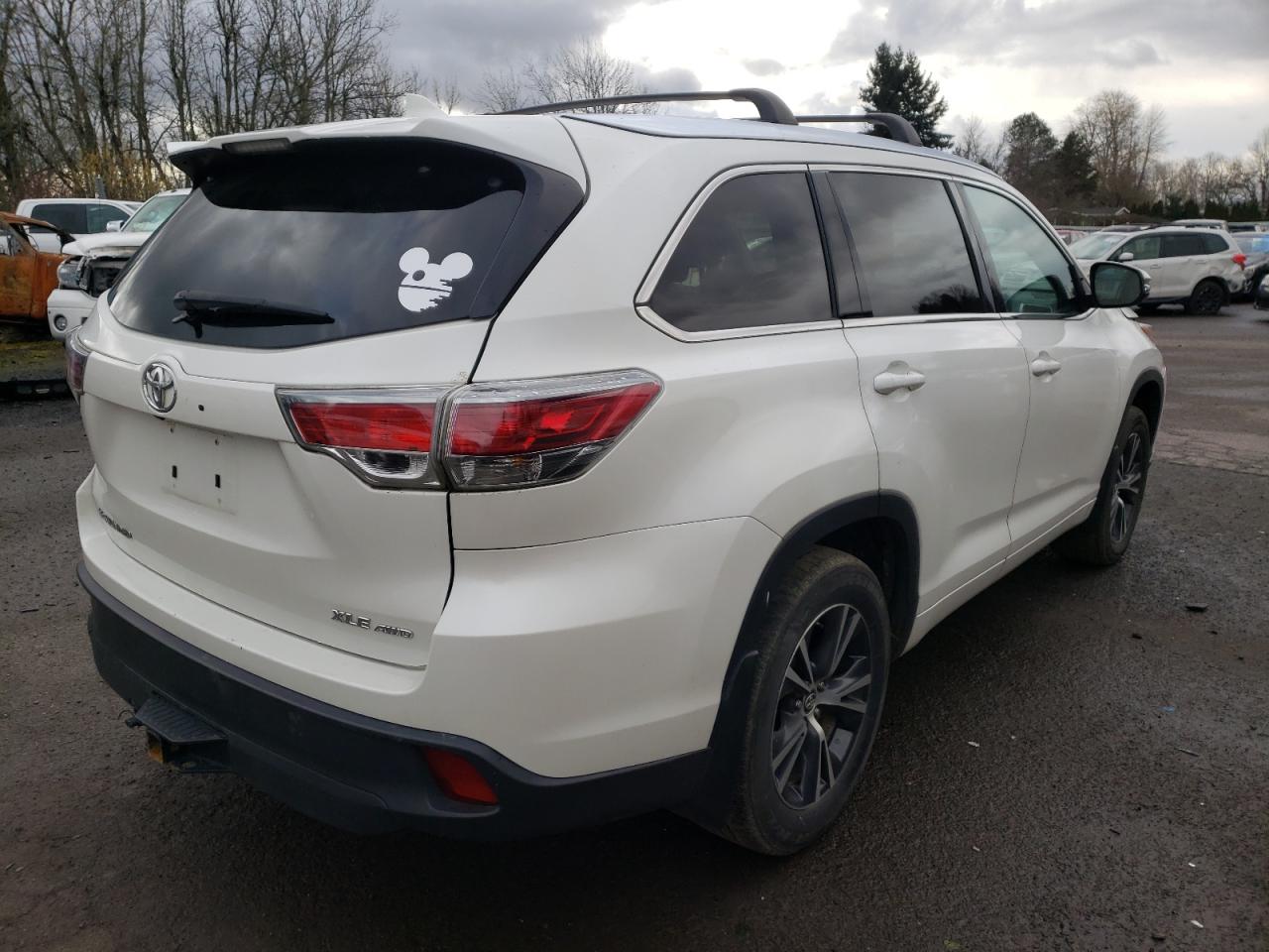 Zdjęcie 4 z aukcji – 2016 TOYOTA HIGHLANDER z VIN 5TDJKRFH9GS318710